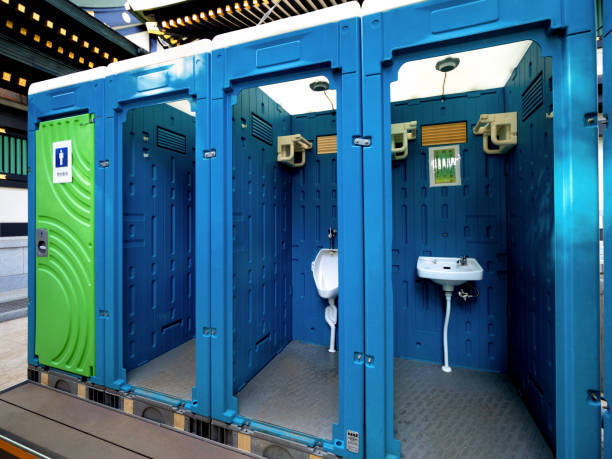 Best Portable restroom trailer rental  in Lake Sarasota, FL